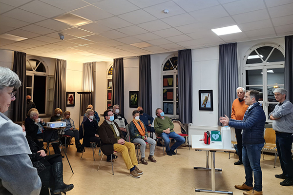 Defibrillatorübergabe